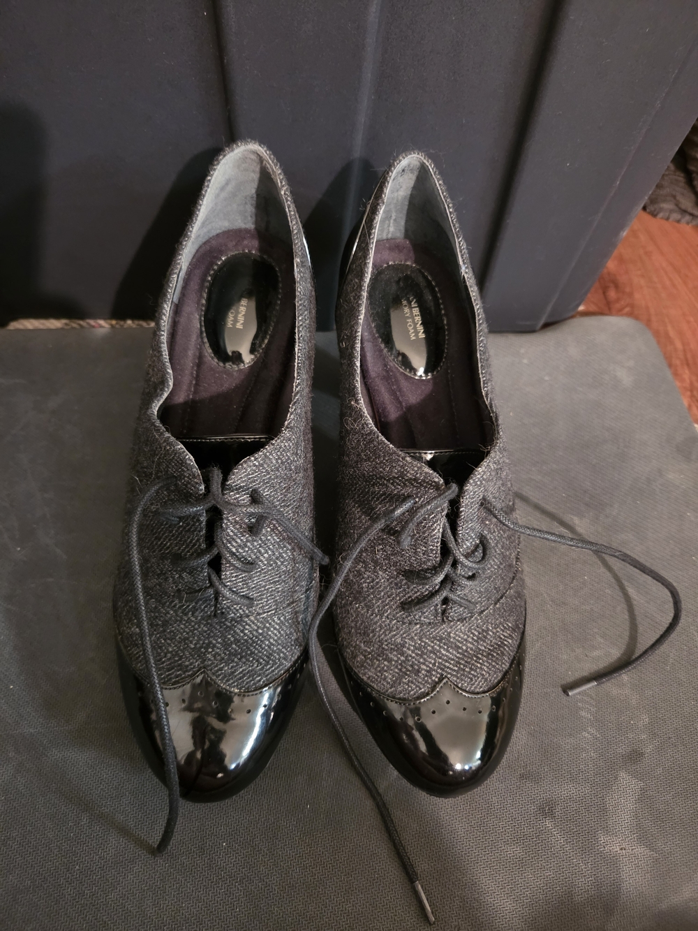 Giani Bernini Gray Lace-Up Wingtip Oxfords with Black Patent Toe